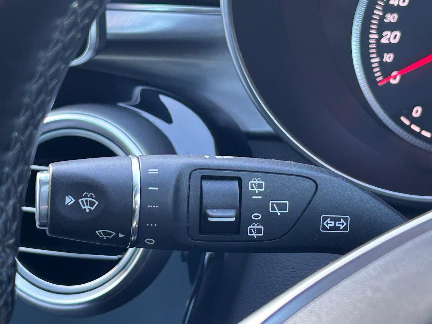 Used Mercedes-Benz C Class 2014 for sale - 77387191: Photo 25