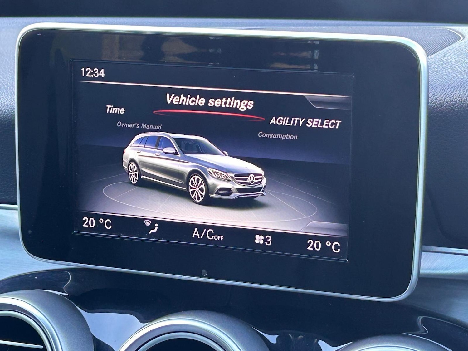 Used Mercedes-Benz C Class 2014 for sale - 77387191: Photo 34