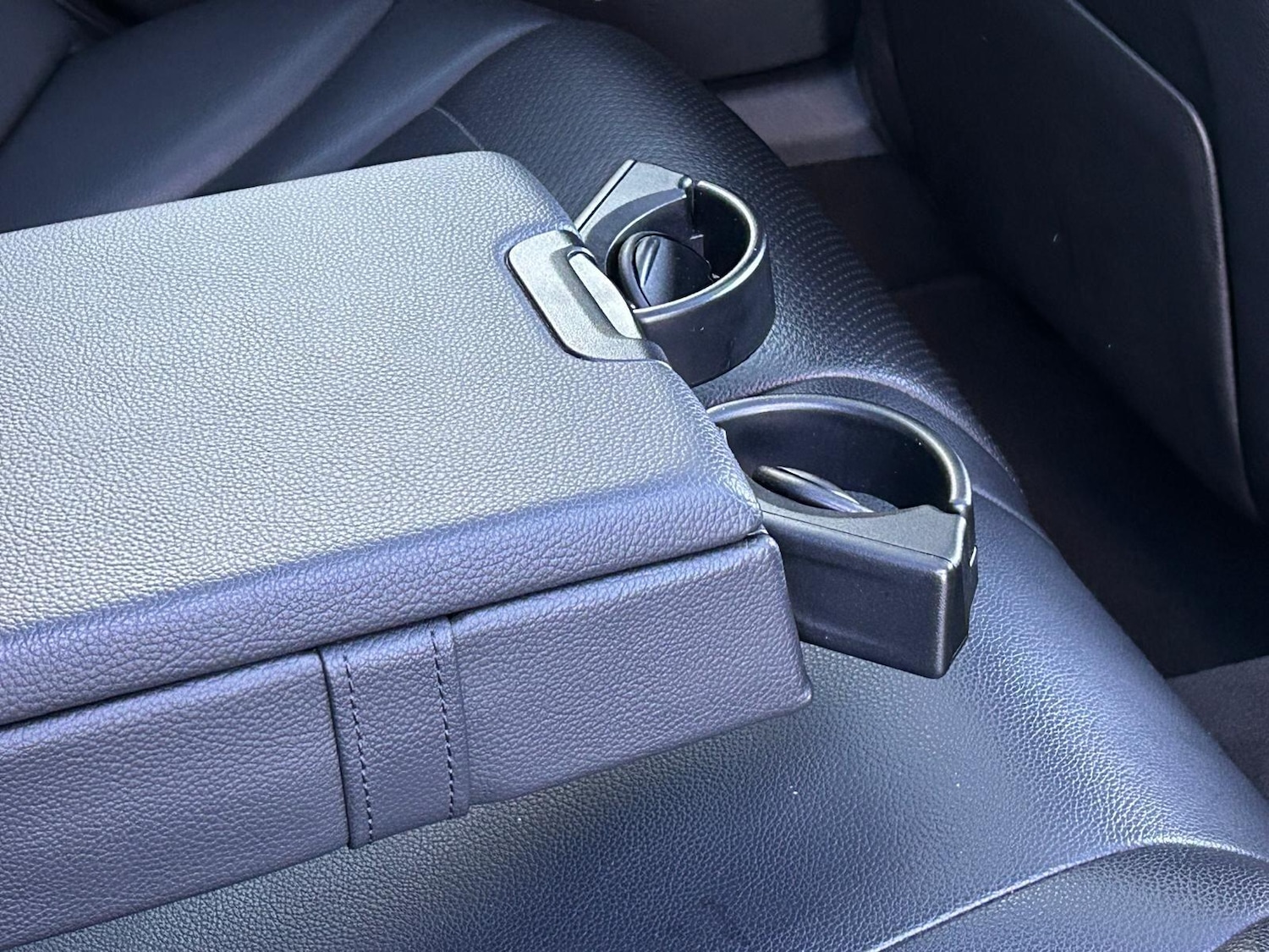 Used Mercedes-Benz C Class 2014 for sale - 77387191: Photo 46