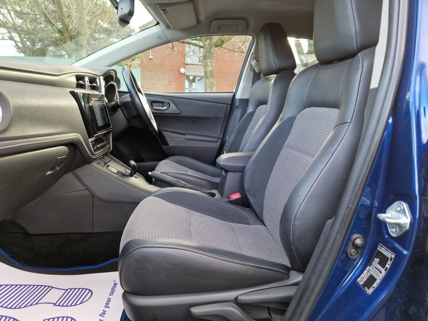 Used Toyota Auris 2016 for sale - 77202811: Photo 38