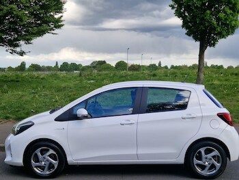 Used Toyota Yaris 2015 for sale - 78586477: Photo