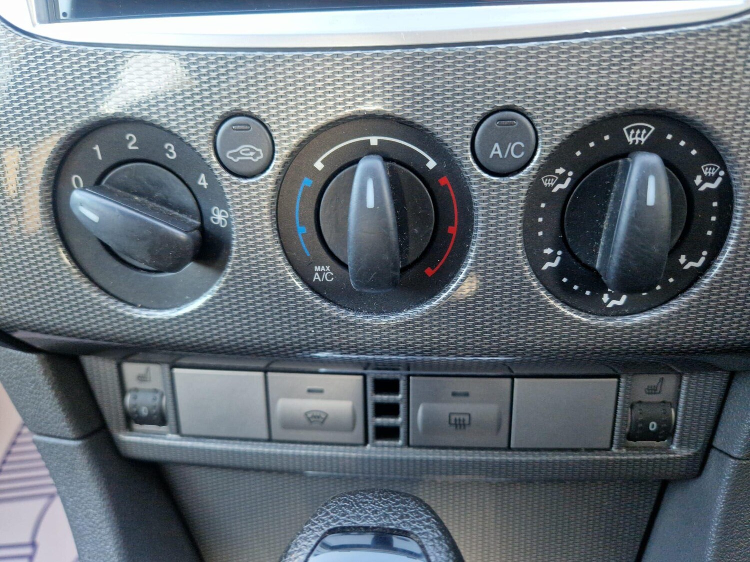 Used Ford Focus 2010 for sale - 78215735: Photo 26