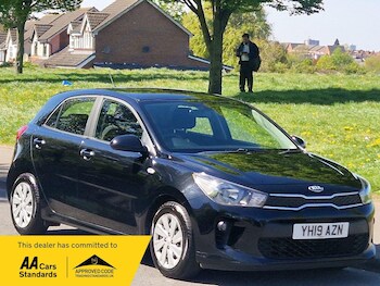 Used Kia Rio 2019 for sale - 78362389: Photo