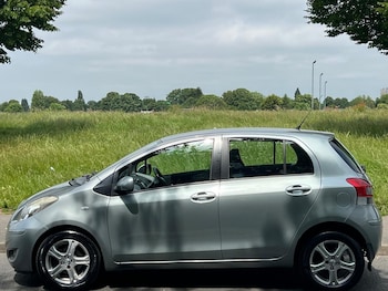 Used Toyota Yaris 2011 for sale - 78891239: Photo
