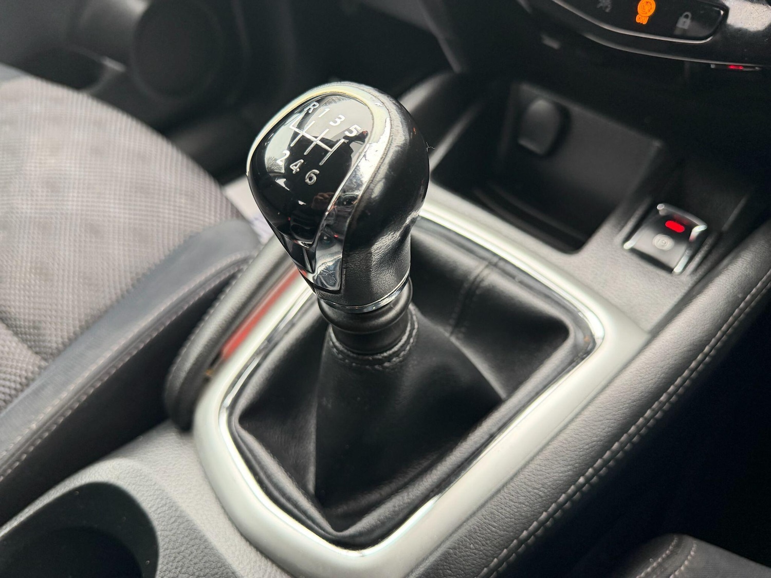 Used Nissan Qashqai 2014 for sale - 77625947: Photo 28