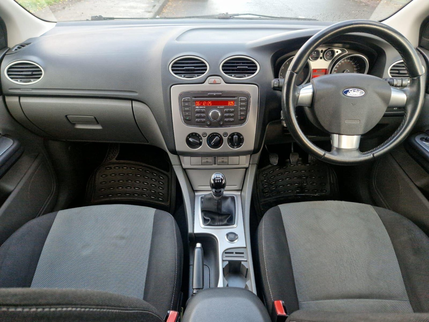 Used Ford Focus 2010 for sale - 77253675: Photo 19