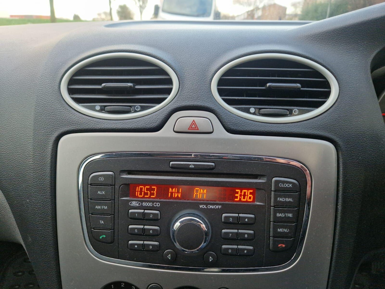 Used Ford Focus 2010 for sale - 77253675: Photo 25