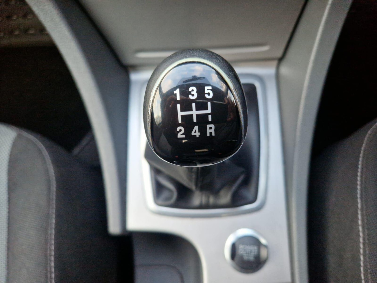 Used Ford Focus 2010 for sale - 77253675: Photo 27