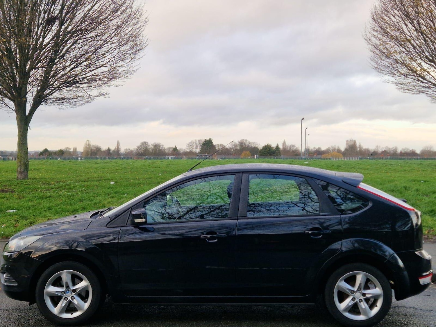 Used Ford Focus 2010 for sale - 77253675: Photo 4