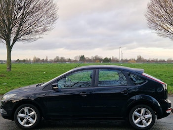 Used Ford Focus 2010 for sale - 77253675: Photo