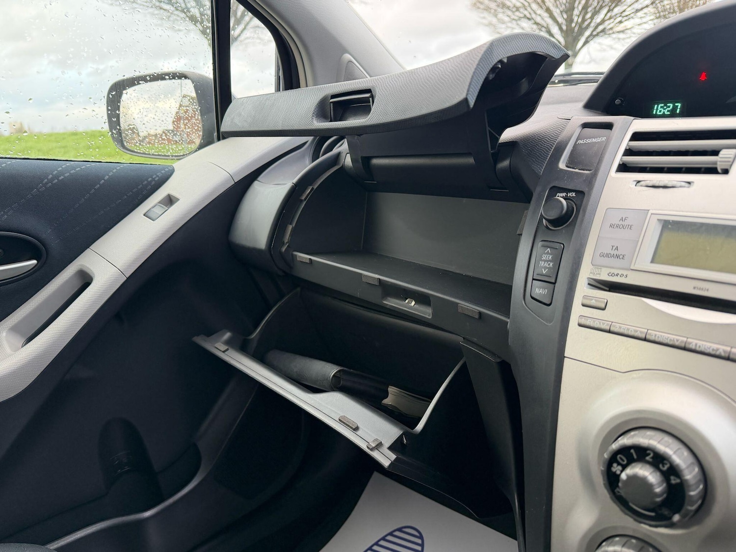 Used Toyota Yaris 2007 for sale - 77710778: Photo 25