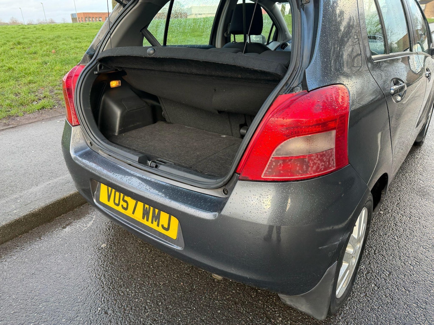 Used Toyota Yaris 2007 for sale - 77710778: Photo 31