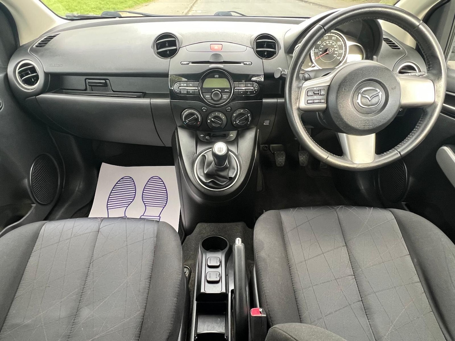 Used Mazda Mazda2 2012 for sale - 78215764: Photo 19