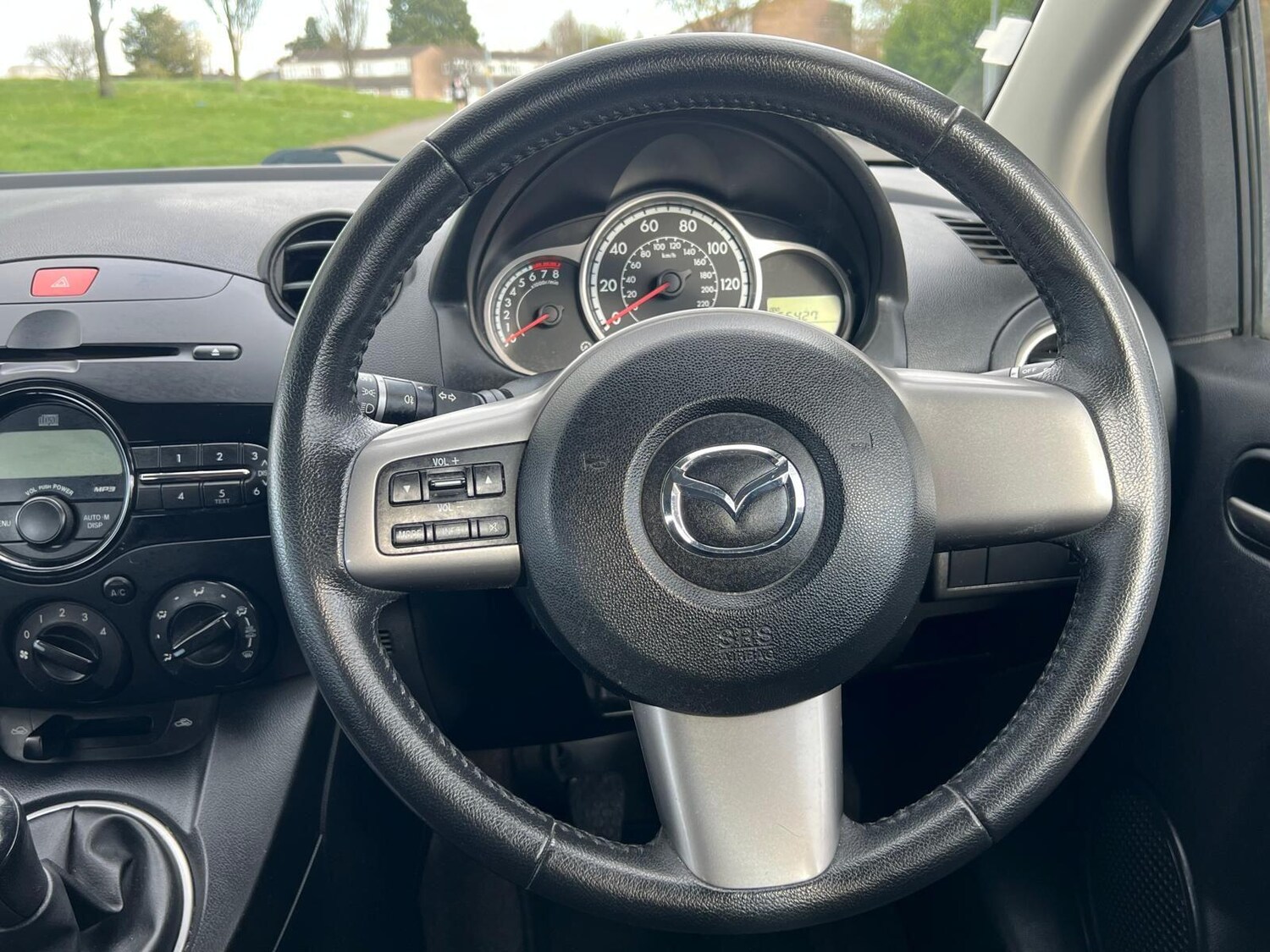 Used Mazda Mazda2 2012 for sale - 78215764: Photo 21