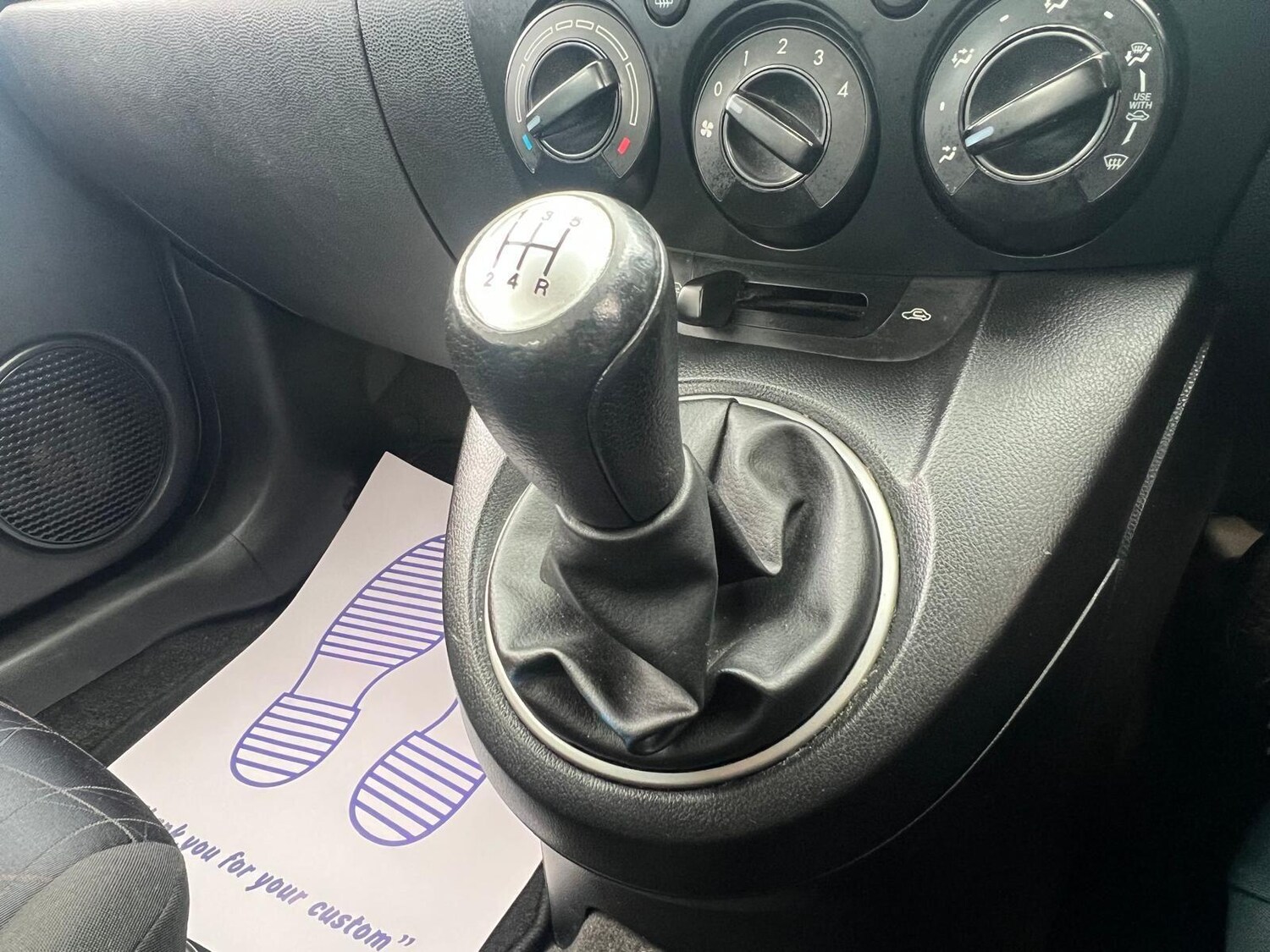 Used Mazda Mazda2 2012 for sale - 78215764: Photo 26