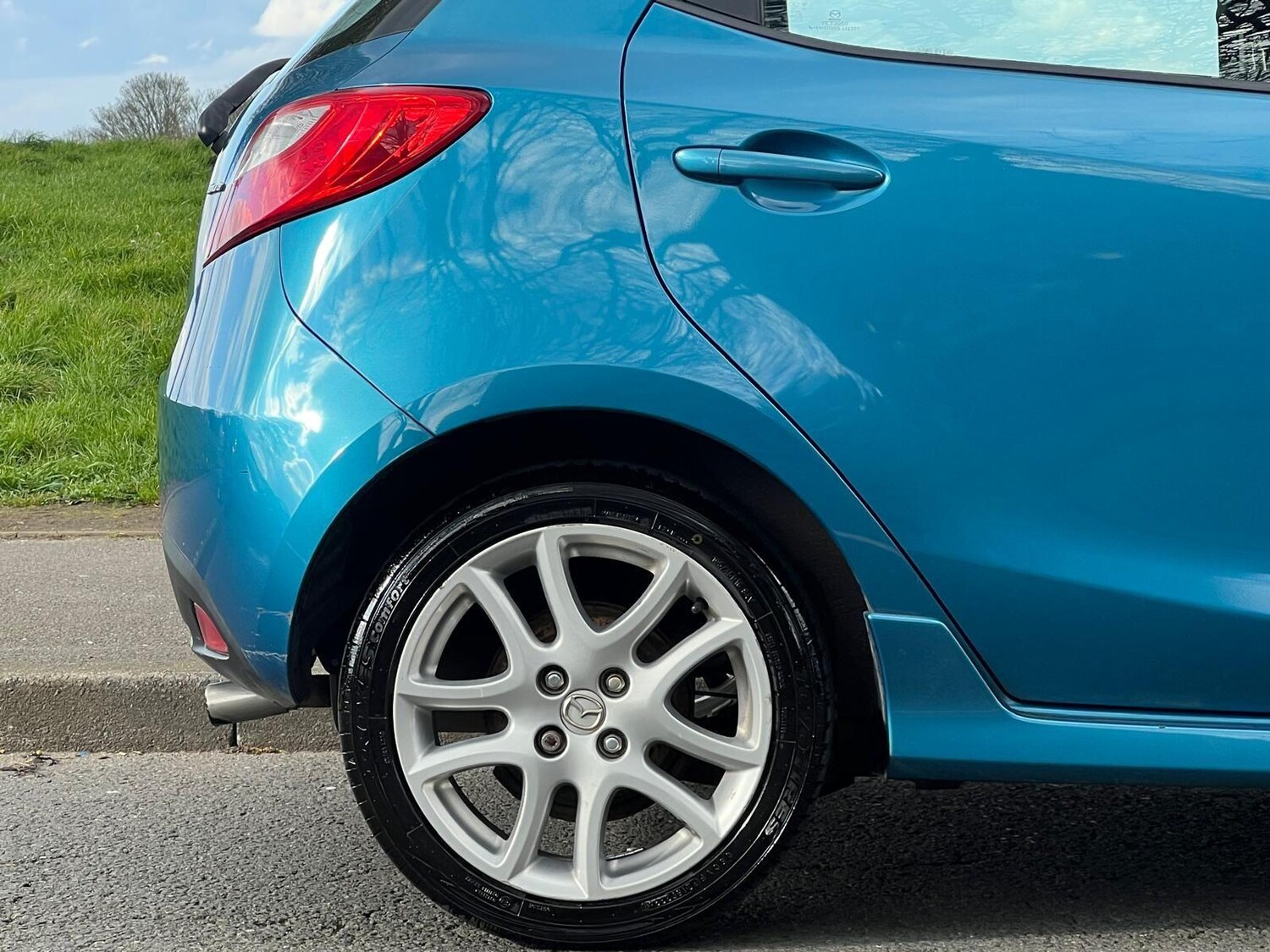 Used Mazda Mazda2 2012 for sale - 78215764: Photo 29