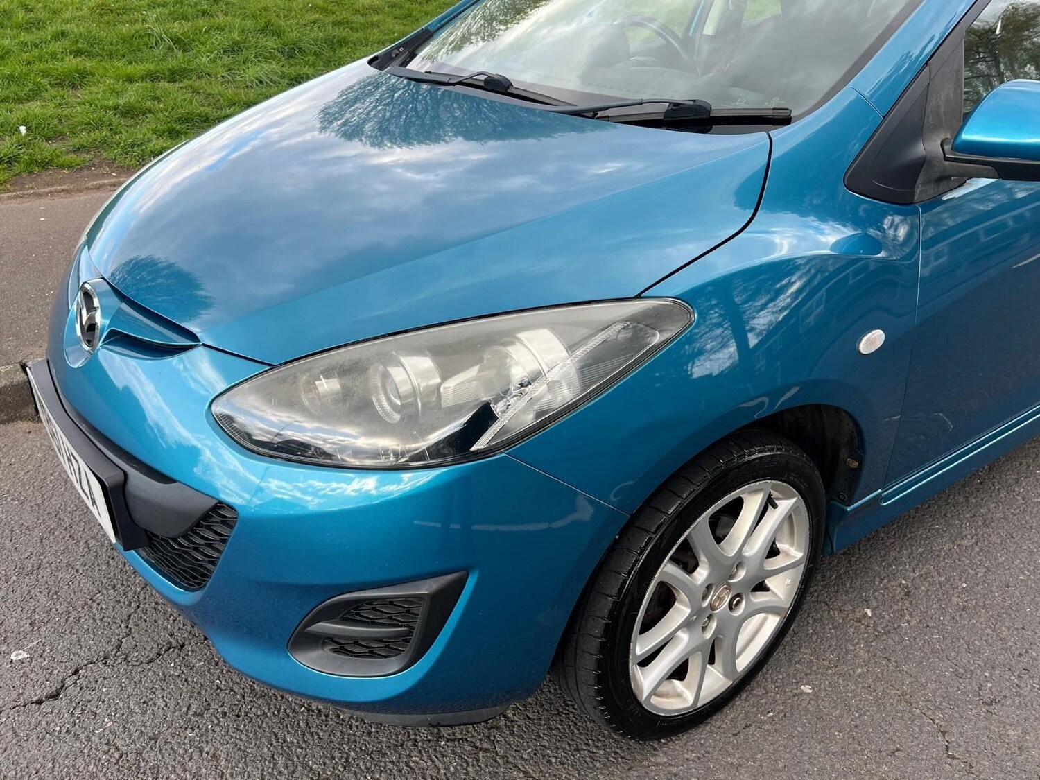 Used Mazda Mazda2 2012 for sale - 78215764: Photo 31