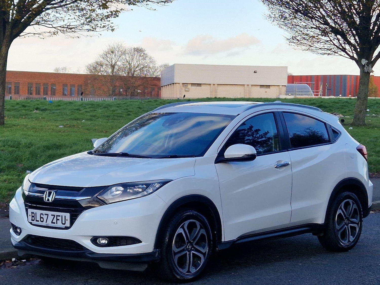 Used Honda HR-V 2018 for sale - 77203166: Photo 2