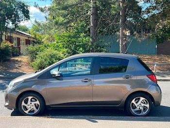 Used Toyota Yaris 2016 for sale - 79388600: Photo