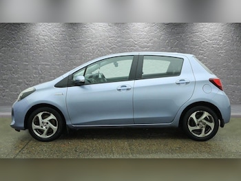 Used Toyota Yaris 2016 for sale - 78384551: Photo