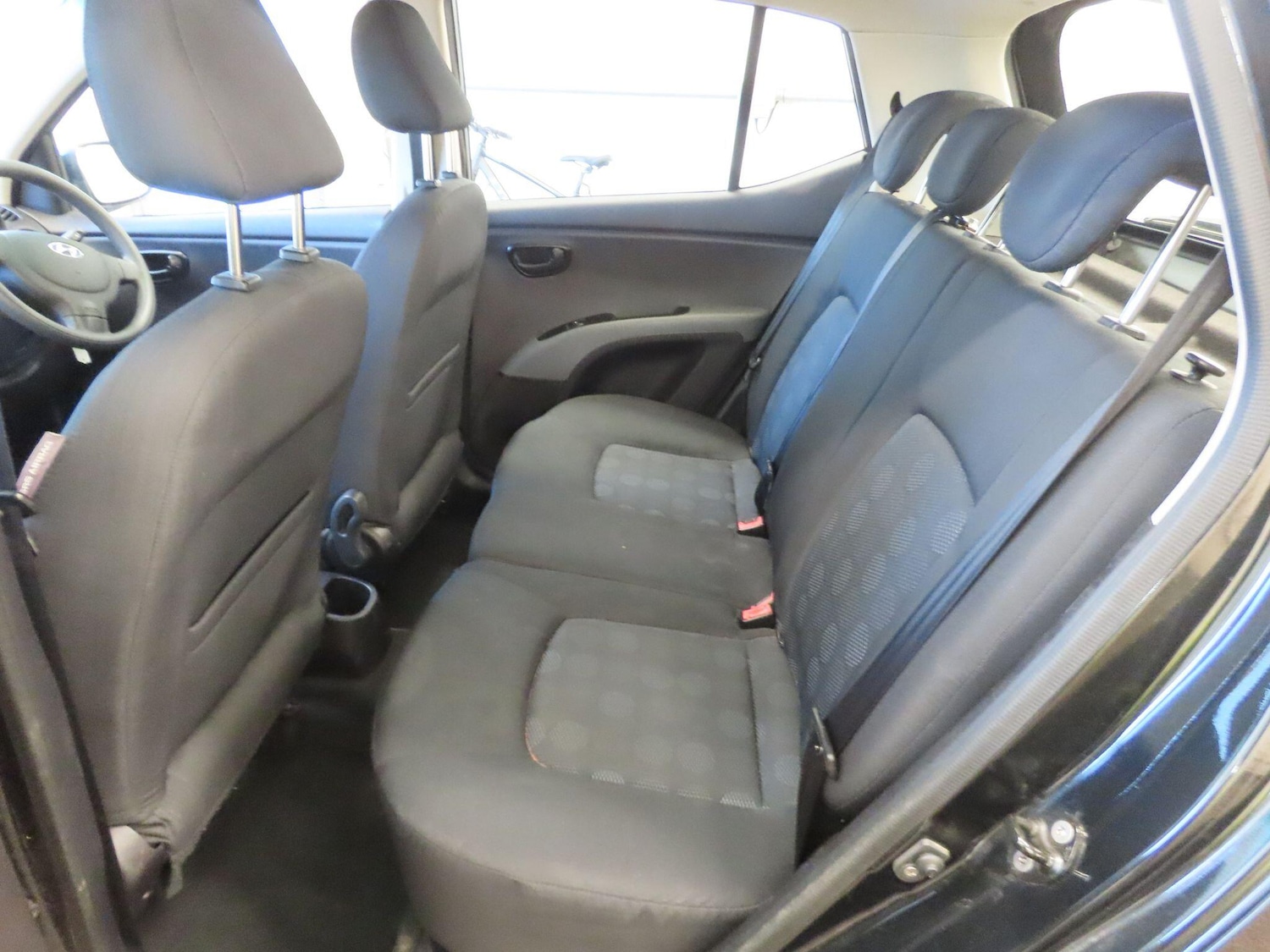 Used Hyundai i10 2008 for sale - 77425339: Photo 8