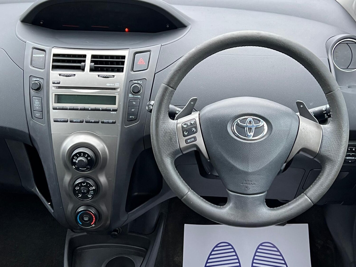 Used Toyota Yaris 2010 for sale - 77202874: Photo 24