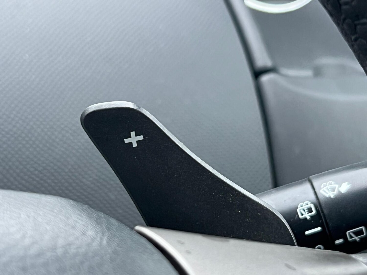 Used Toyota Yaris 2010 for sale - 77202874: Photo 29