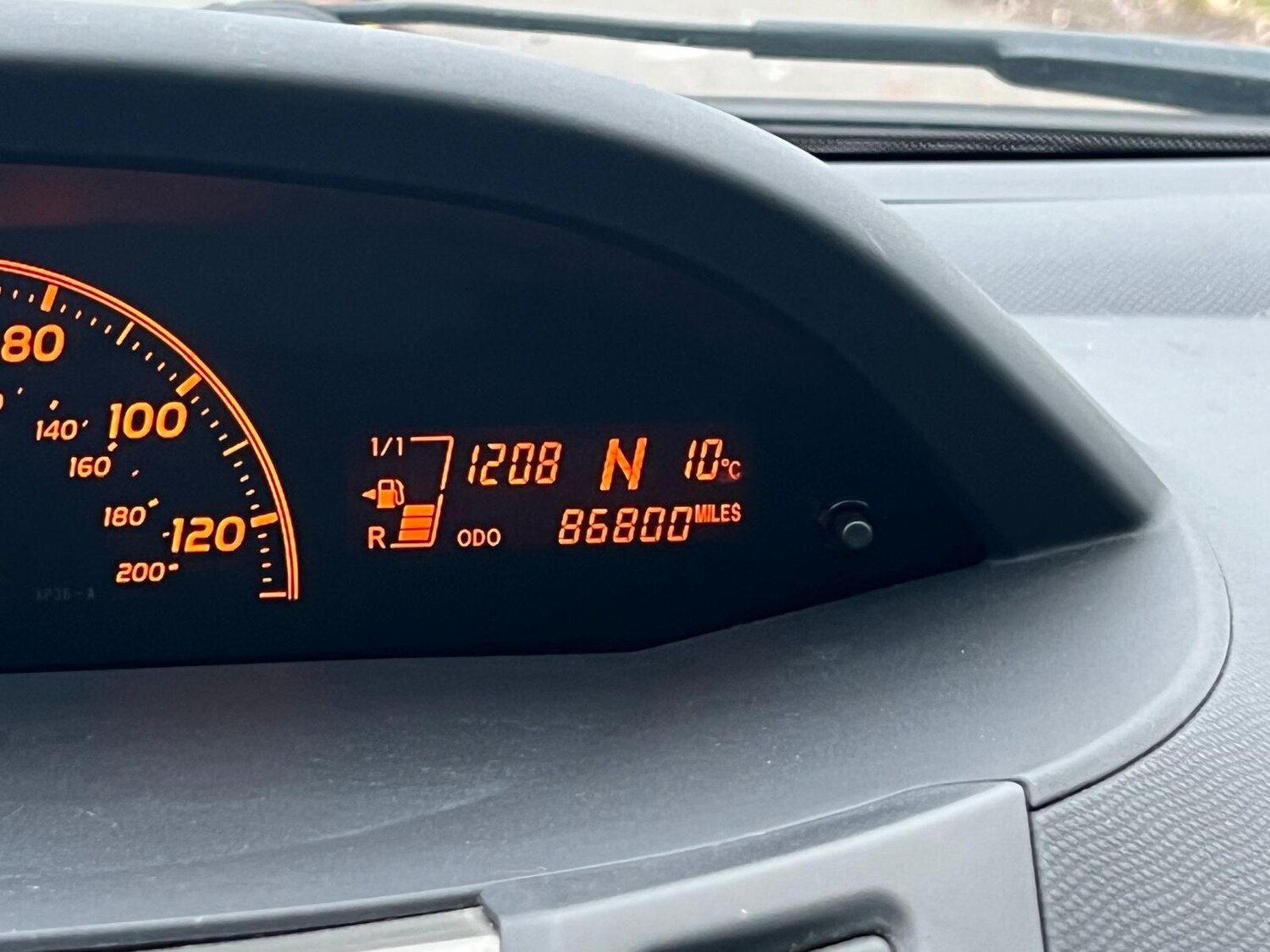 Used Toyota Yaris 2010 for sale - 77202874: Photo 36