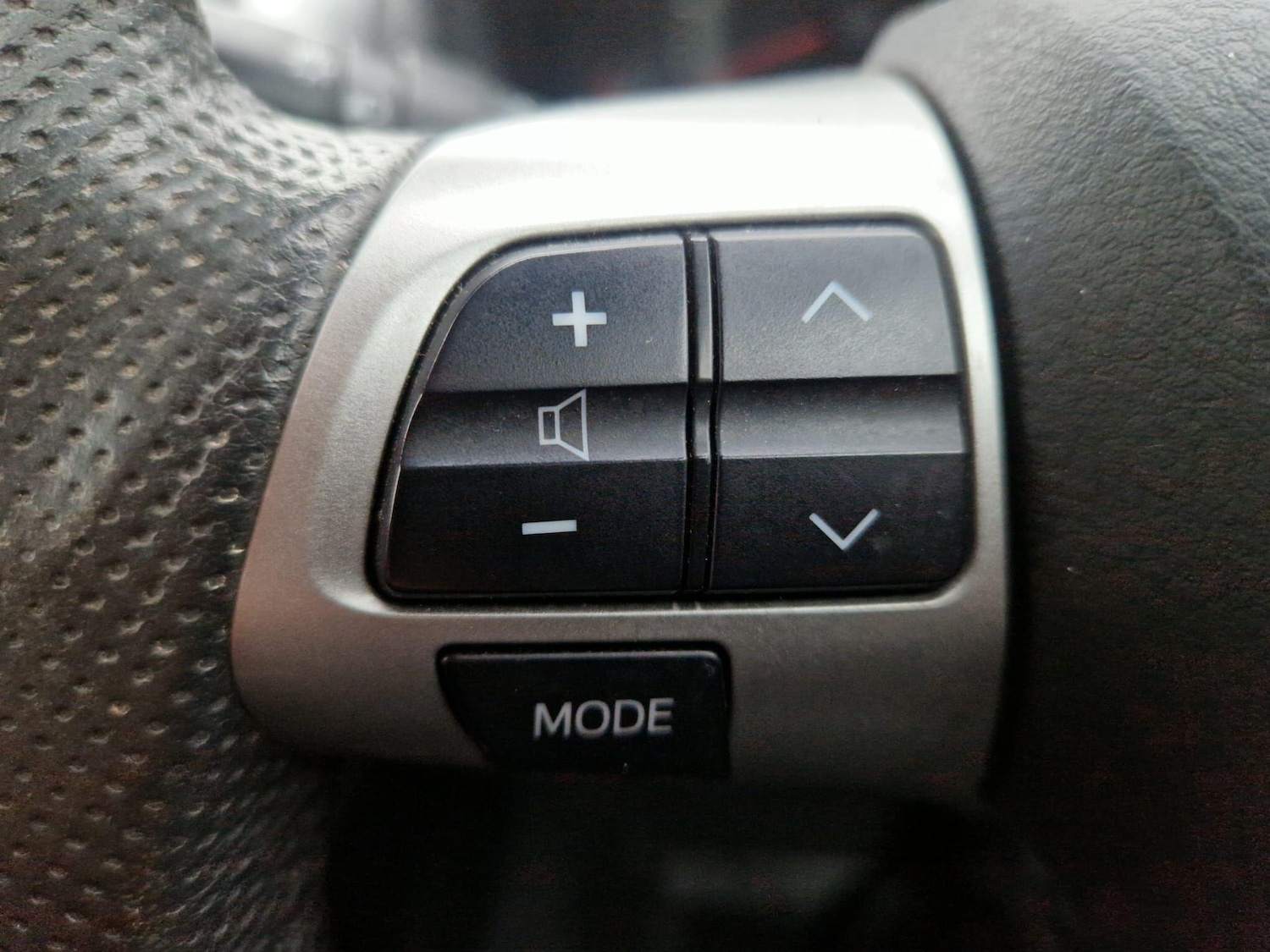 Used Toyota Auris 2010 for sale - 77291683: Photo 23