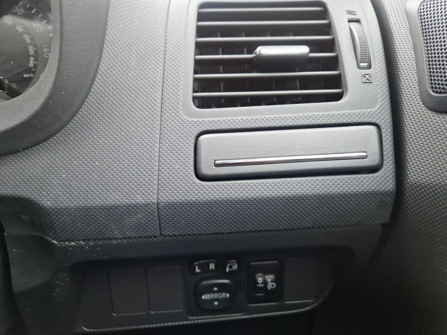 Used Toyota Auris 2010 for sale - 77291683: Photo 32