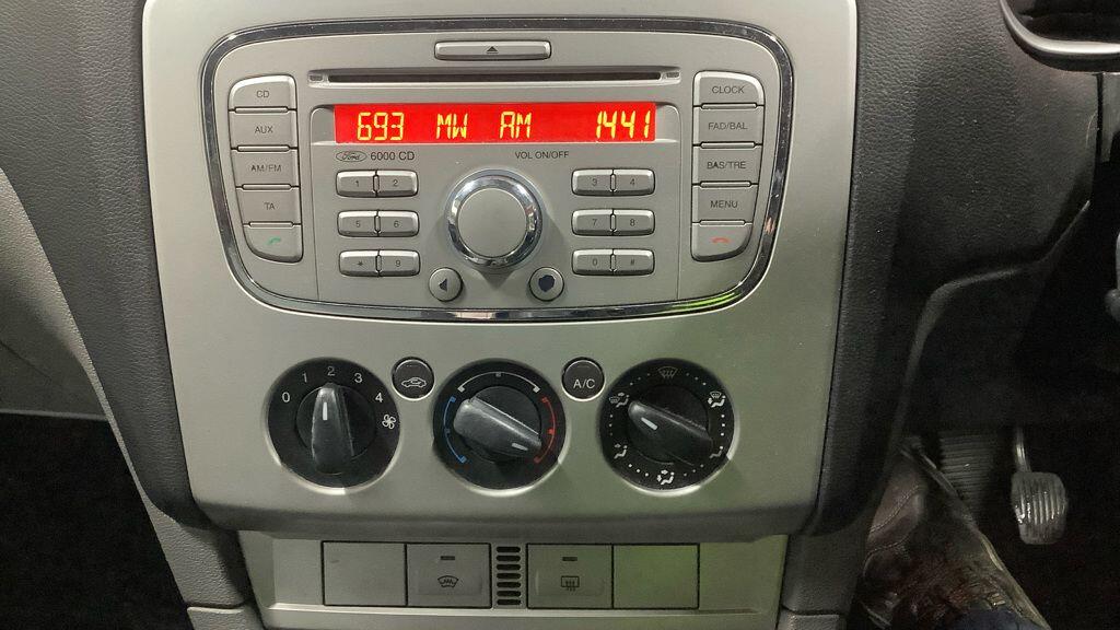 Used Ford Focus 2009 for sale - 77632914: Photo 13