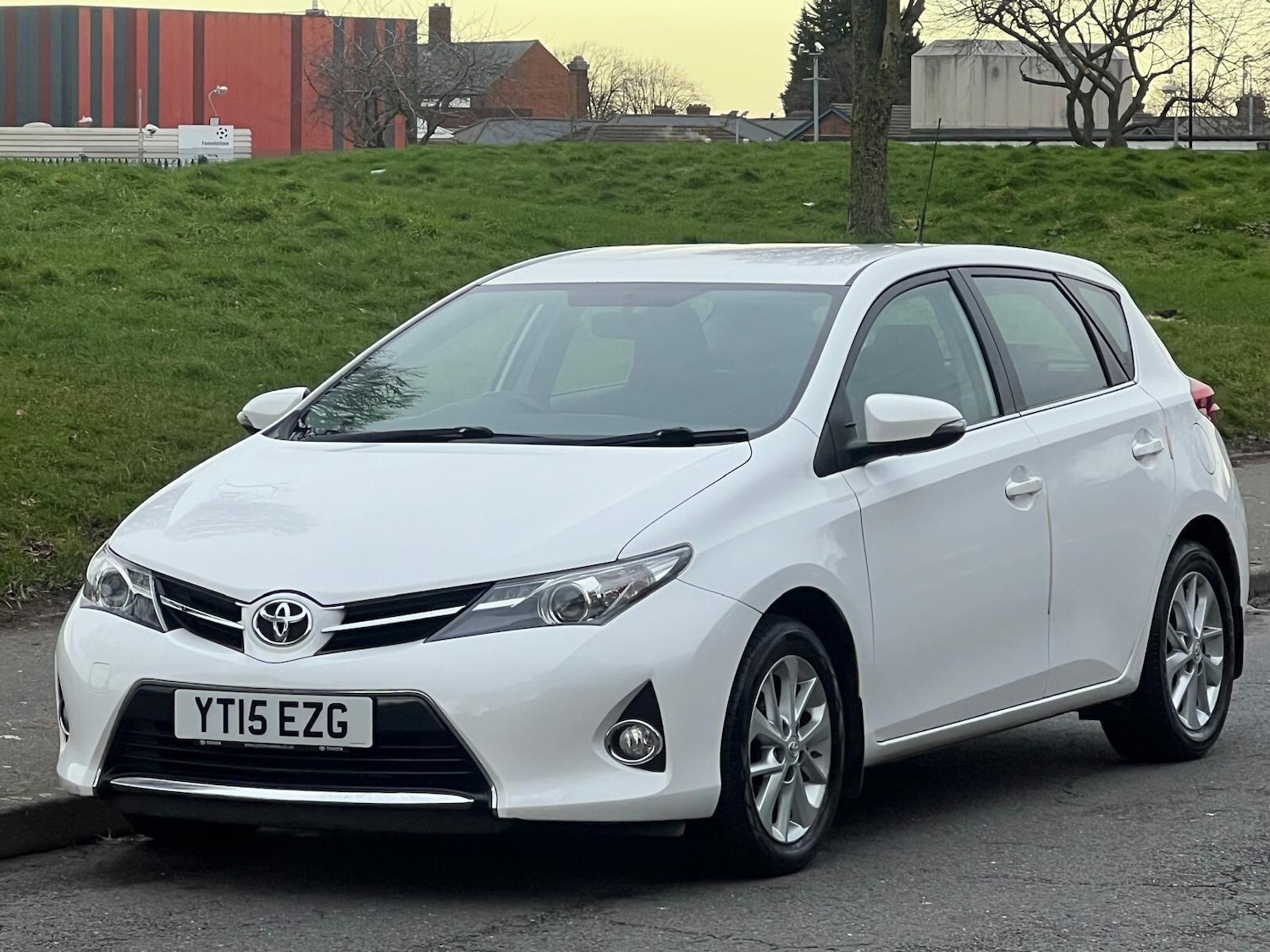 Used Toyota Auris 2015 for sale - 77315016: Photo 2