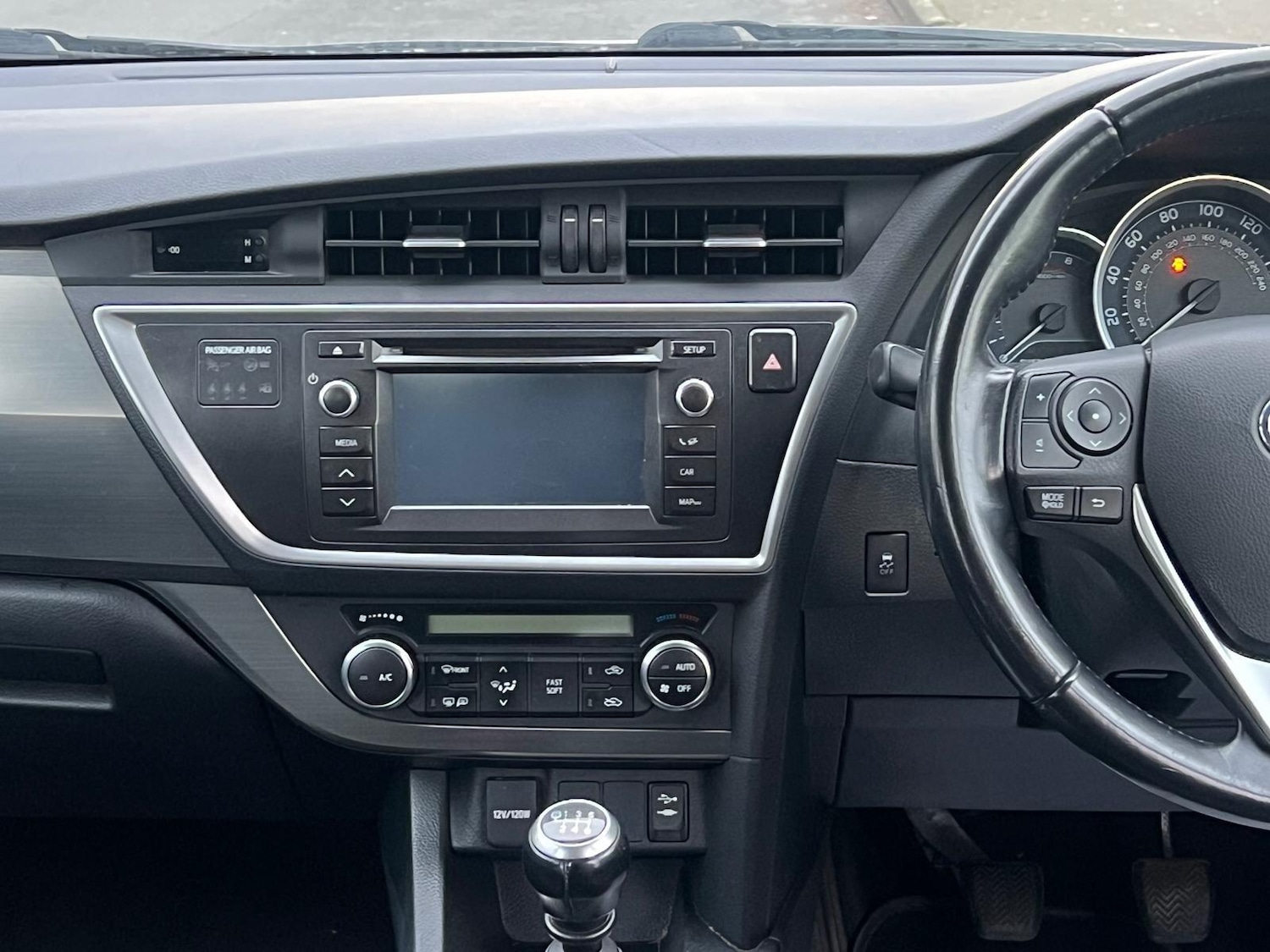 Used Toyota Auris 2015 for sale - 77315016: Photo 24