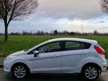 Used Ford Fiesta 2009 for sale - 77304976: Photo