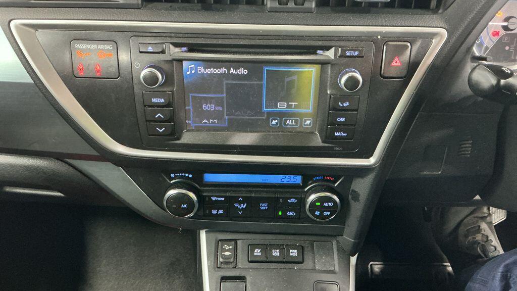 Used Toyota Auris 2014 for sale - 77550572: Photo 13