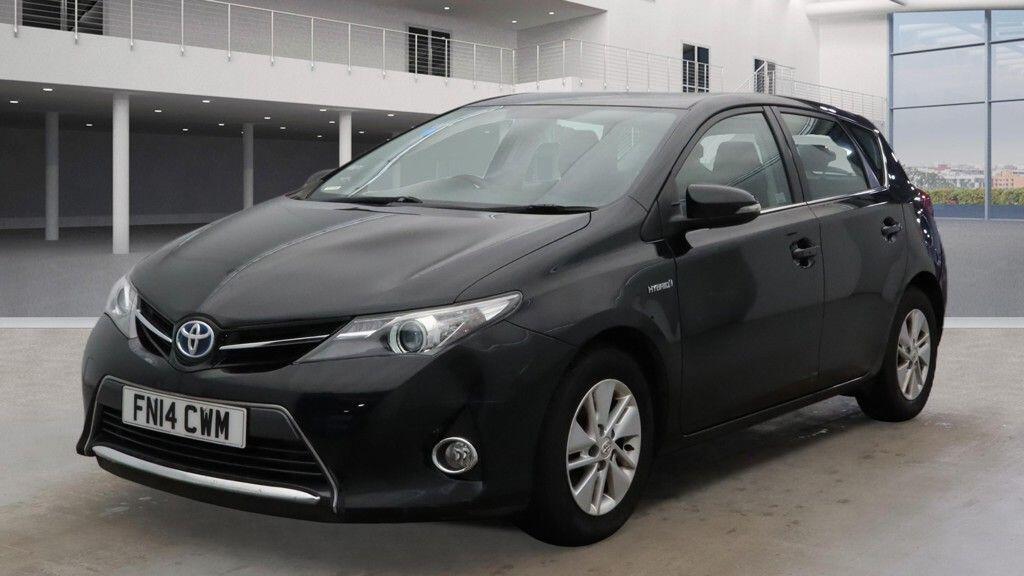Used Toyota Auris 2014 for sale - 77550572: Photo 2