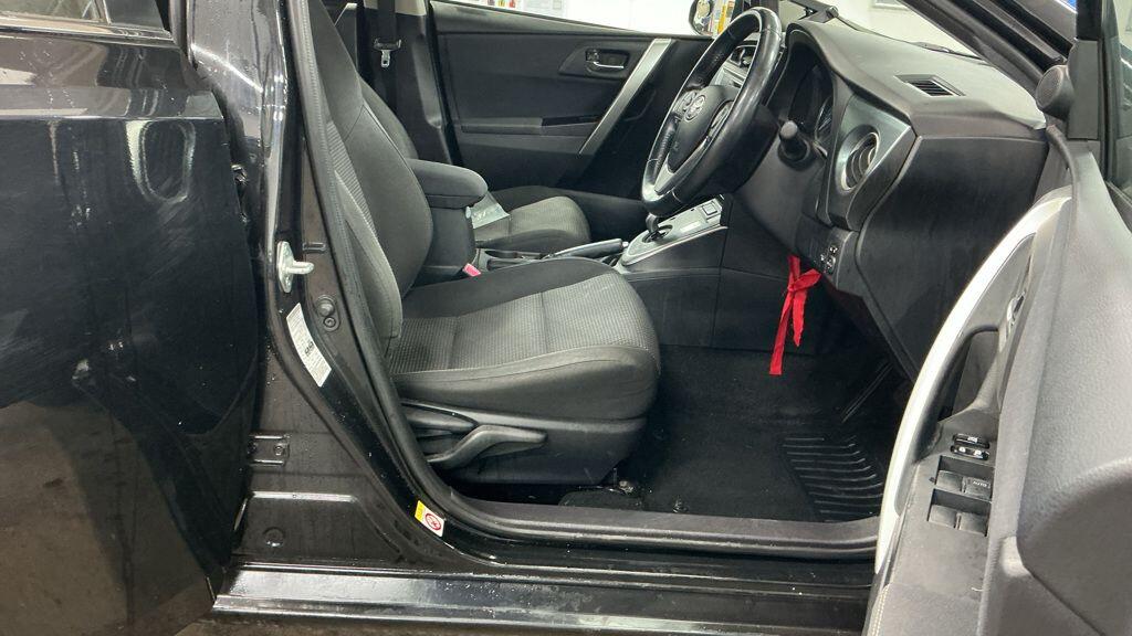 Used Toyota Auris 2014 for sale - 77550572: Photo 9