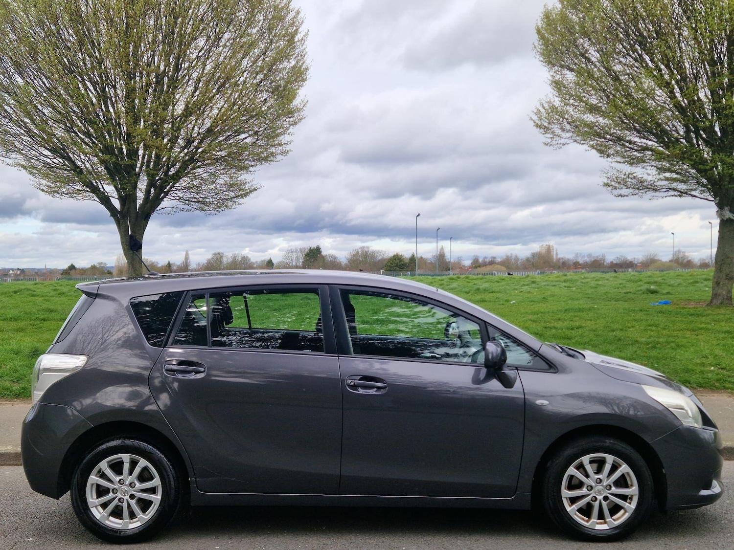 Used Toyota Verso 2010 for sale - 78215768: Photo 5