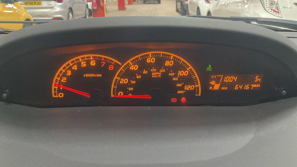 Used Toyota Yaris 2010 for sale - 77646055: Photo 12