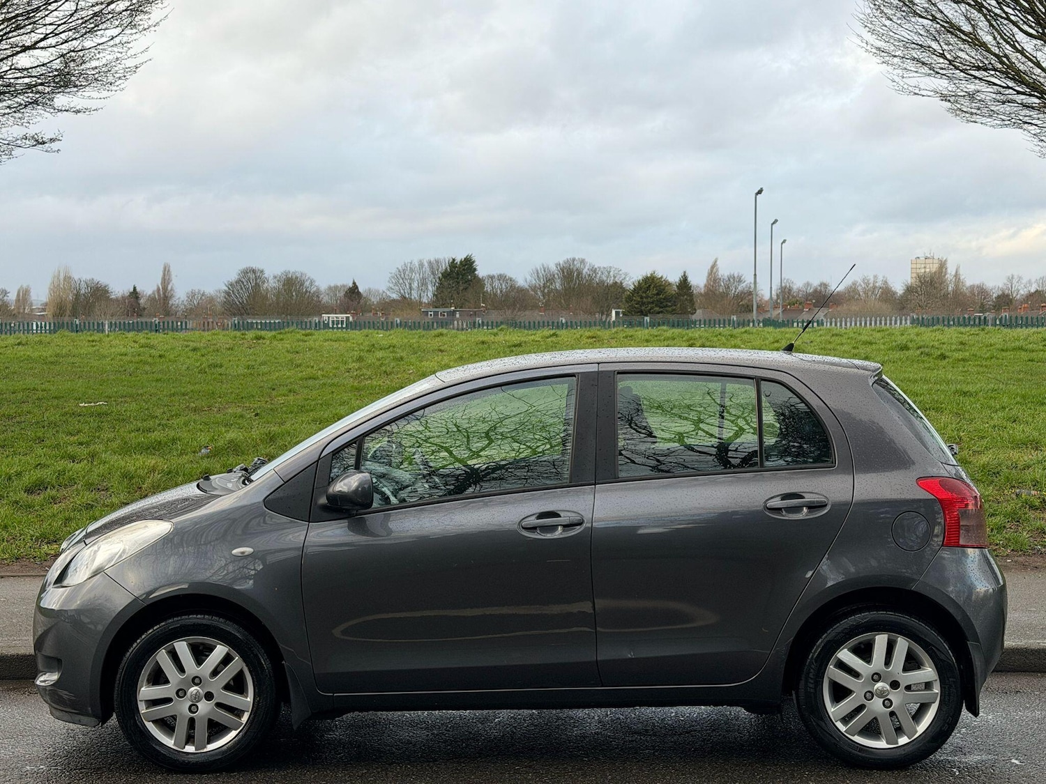 Used Toyota Yaris 2007 for sale - 77625481: Photo 4