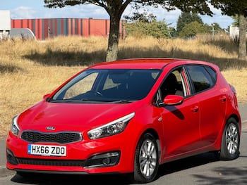 Used Kia Ceed 2016 for sale - 79621632: Photo