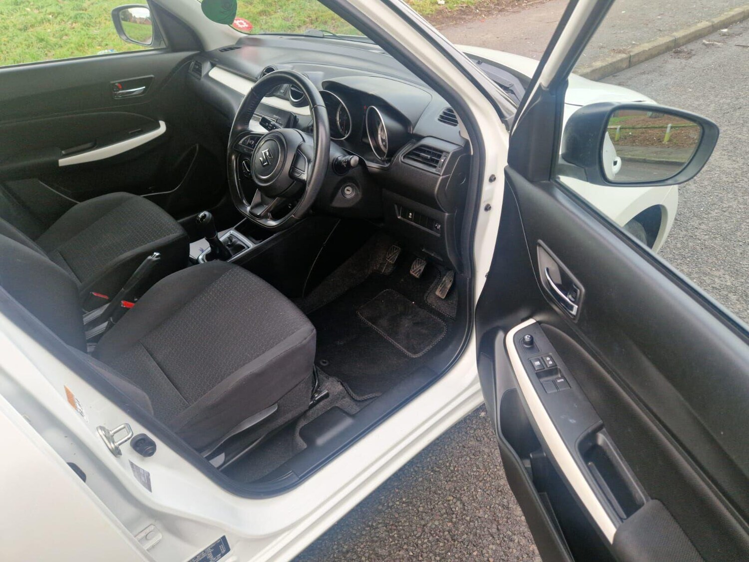 Used Suzuki Swift 2017 for sale - 77203864: Photo 16