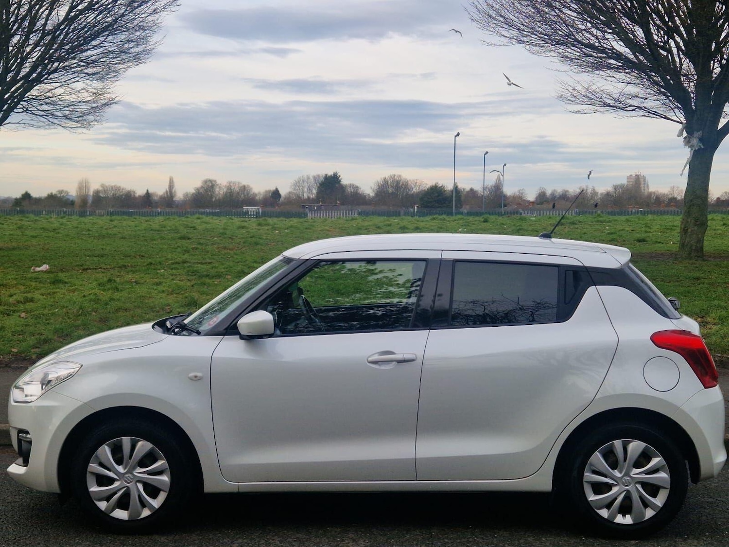 Used Suzuki Swift 2017 for sale - 77203864: Photo 5