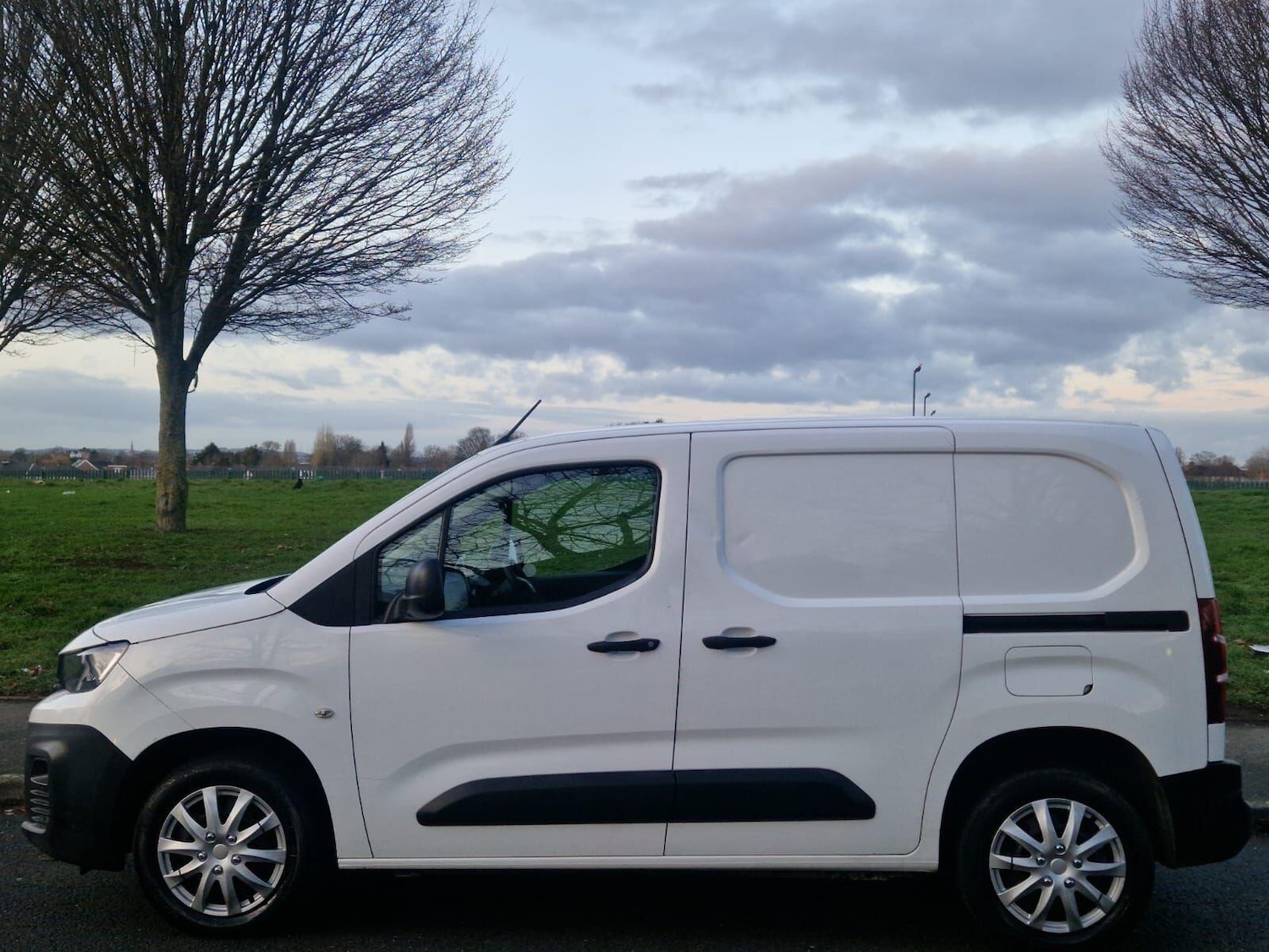 Used Peugeot Partner 2021 for sale - 77203588: Photo 5