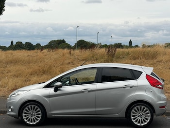 Used Ford Fiesta 2012 for sale - 79565079: Photo
