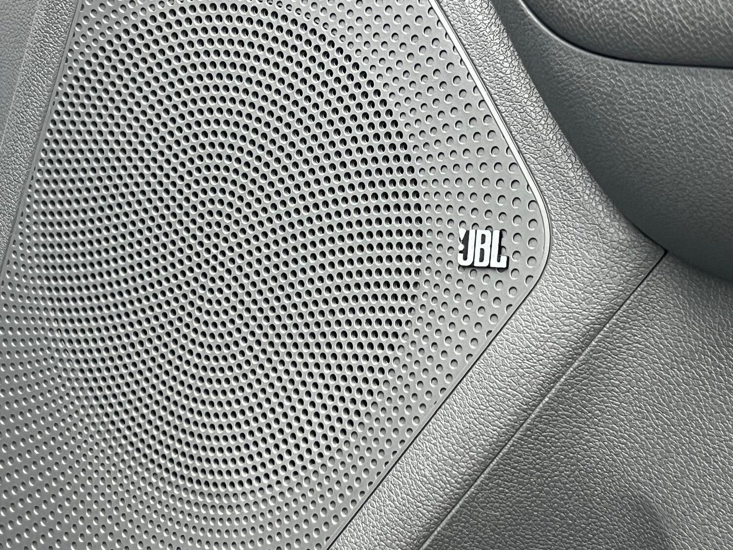 Used Kia Niro 2017 for sale - 77203783: Photo 45