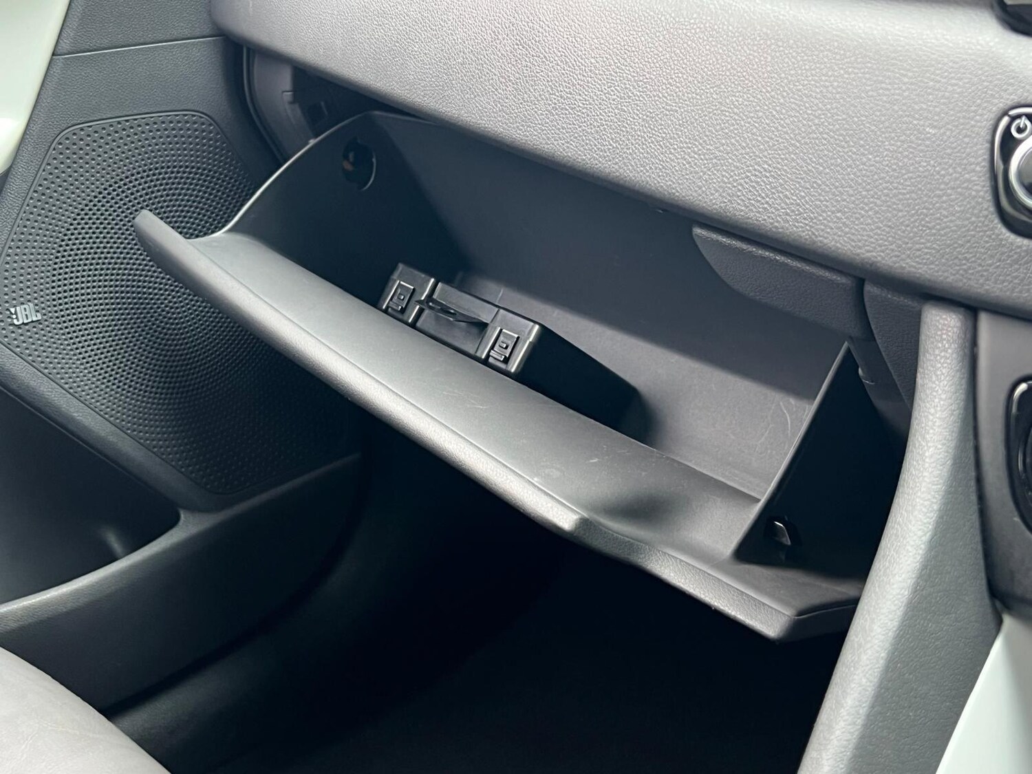 Used Kia Niro 2017 for sale - 77203783: Photo 47