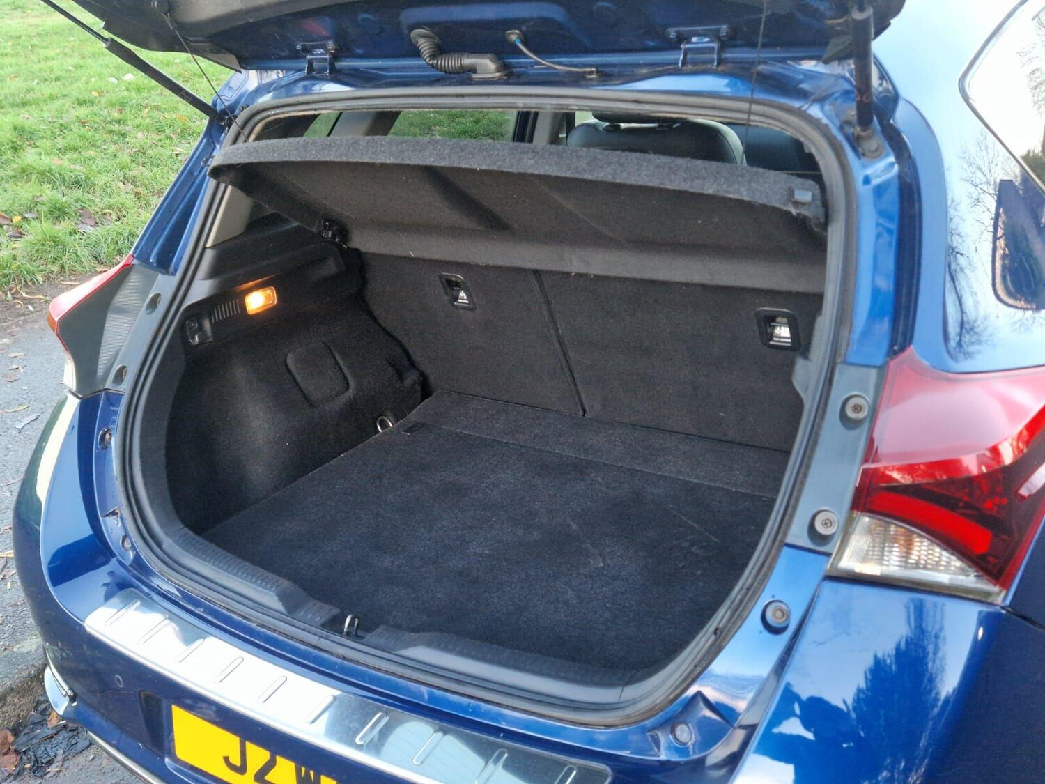 Used Toyota Auris 2015 for sale - 77203794: Photo 43