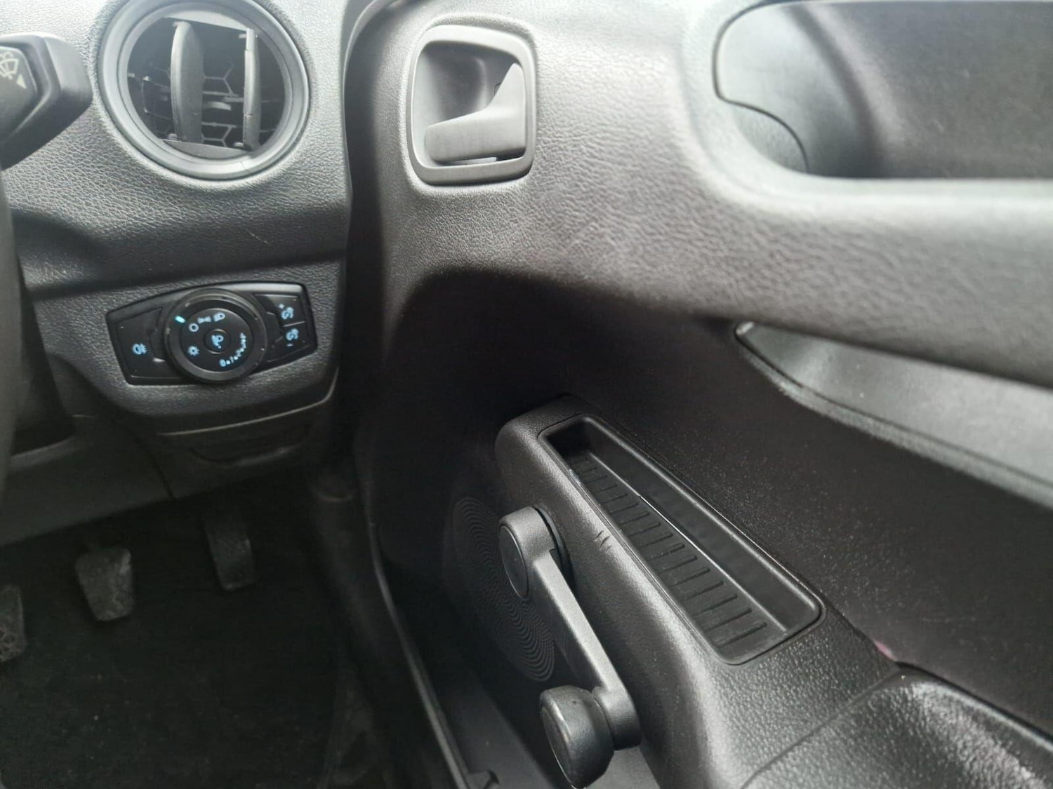 Used Ford Transit Courier 2020 for sale - 77202622: Photo 13