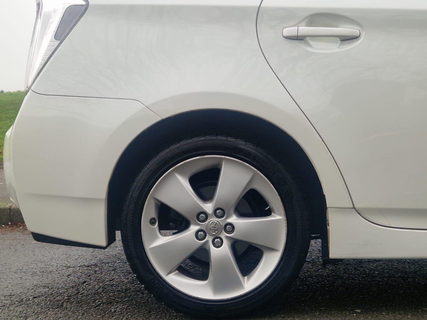 Used Toyota Prius 2014 for sale - 77202496: Photo 34